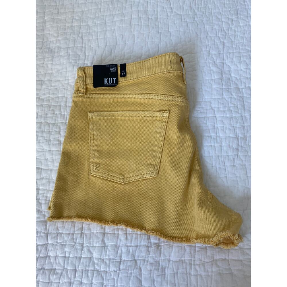 Kut Shorts High Rise Frayed Golden Sun Yellow Jane Hem 5 pocket zip Fly Size 14 - Picture 3 of 13